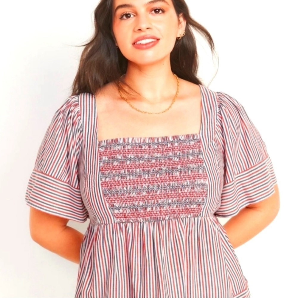 Old Navy Cotton Blend Red White Blue Seersucker Striped Smocked Top Plus Size 4X